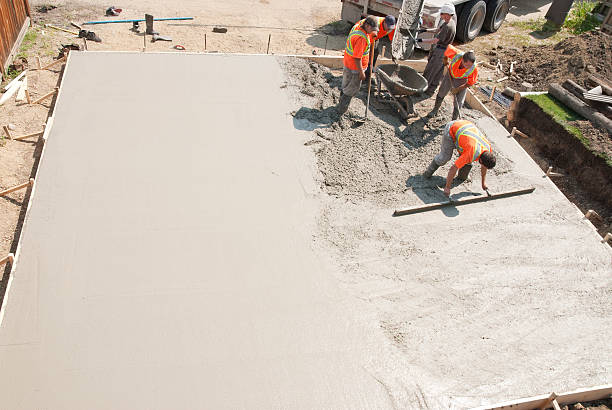 Best Concrete Pool Decks in Valencia, NM